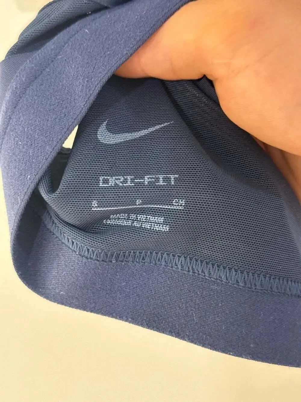 Nike Team Indy V-Neck Sports Bra Women's Small Black DJ8523
